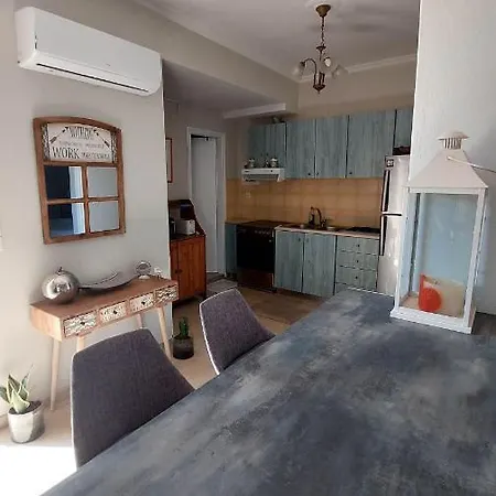 Alex Apartment *